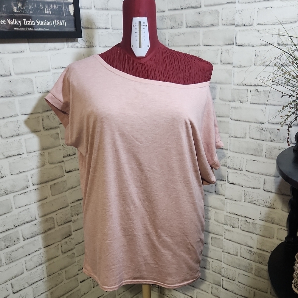 Women's Pink Off-Shoulder Top